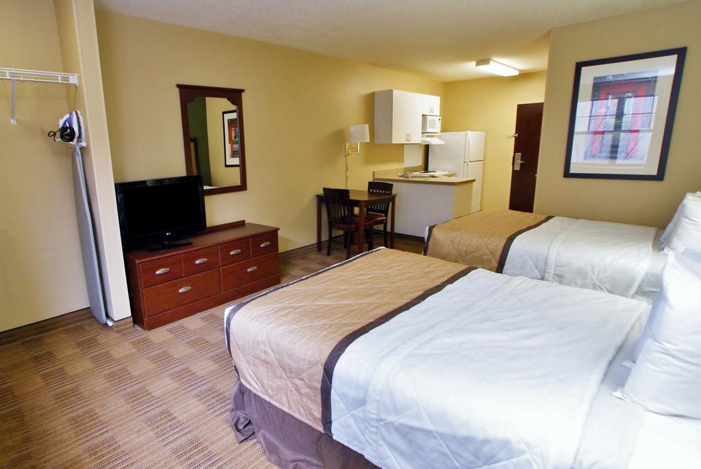 Mainstay Suites Chicago Hillside Esterno foto