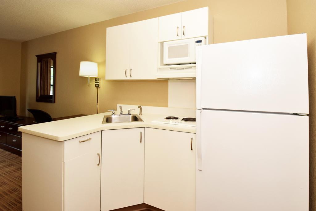 Mainstay Suites Chicago Hillside Esterno foto