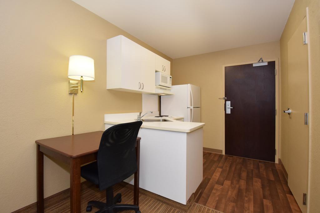Mainstay Suites Chicago Hillside Esterno foto