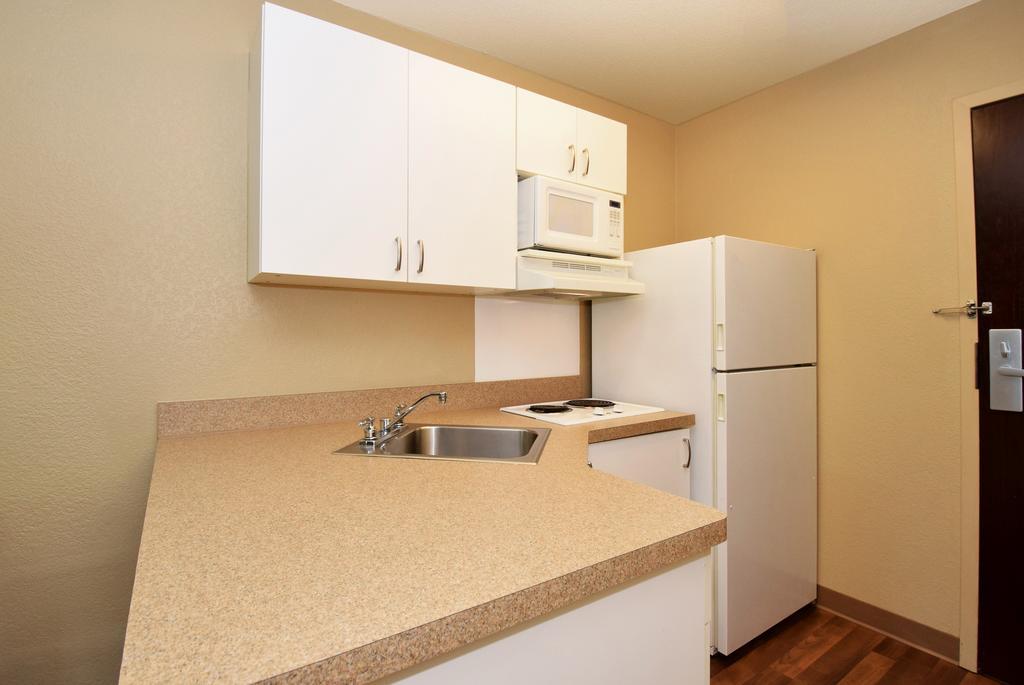 Mainstay Suites Chicago Hillside Esterno foto