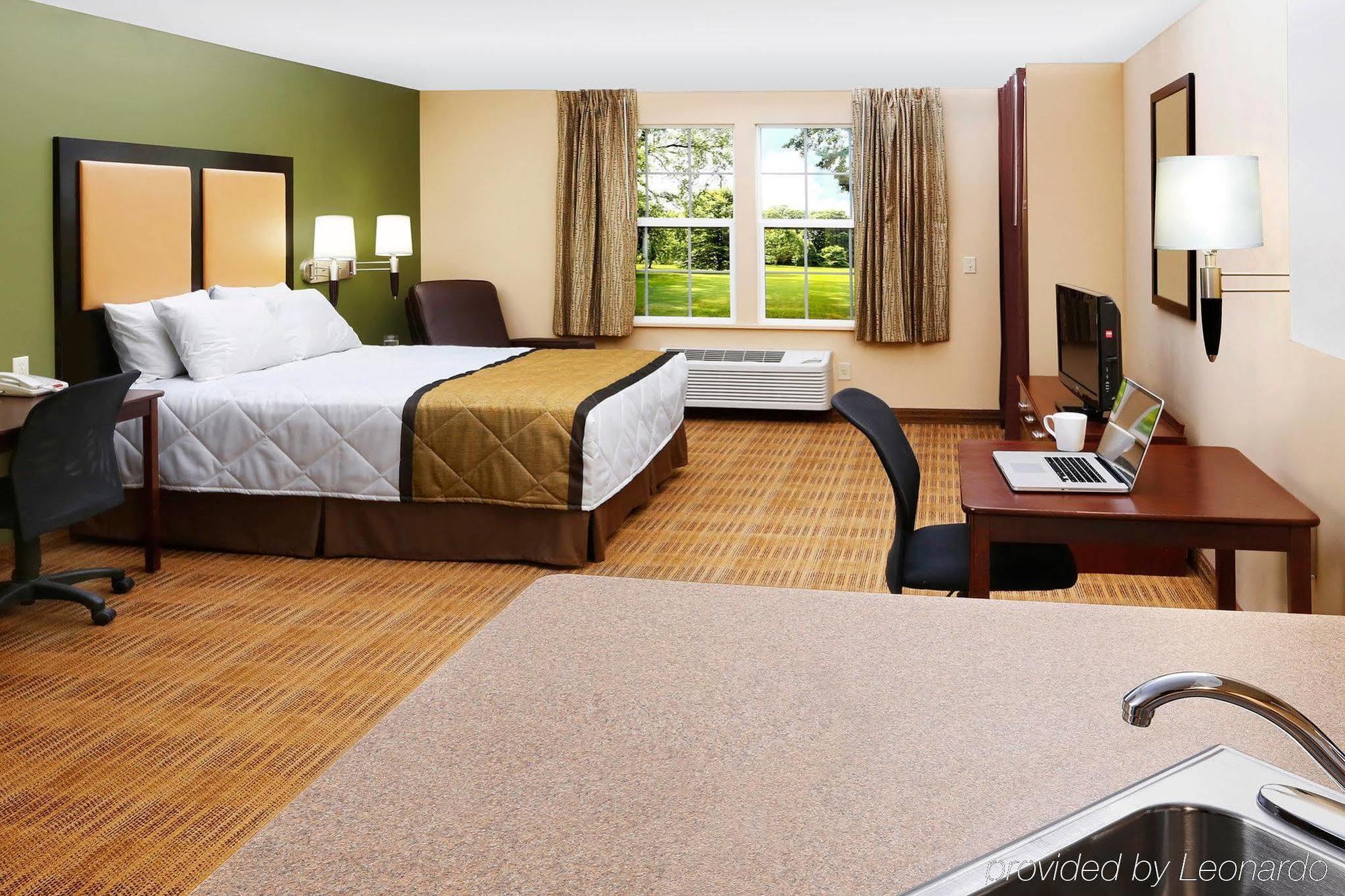 Mainstay Suites Chicago Hillside Esterno foto